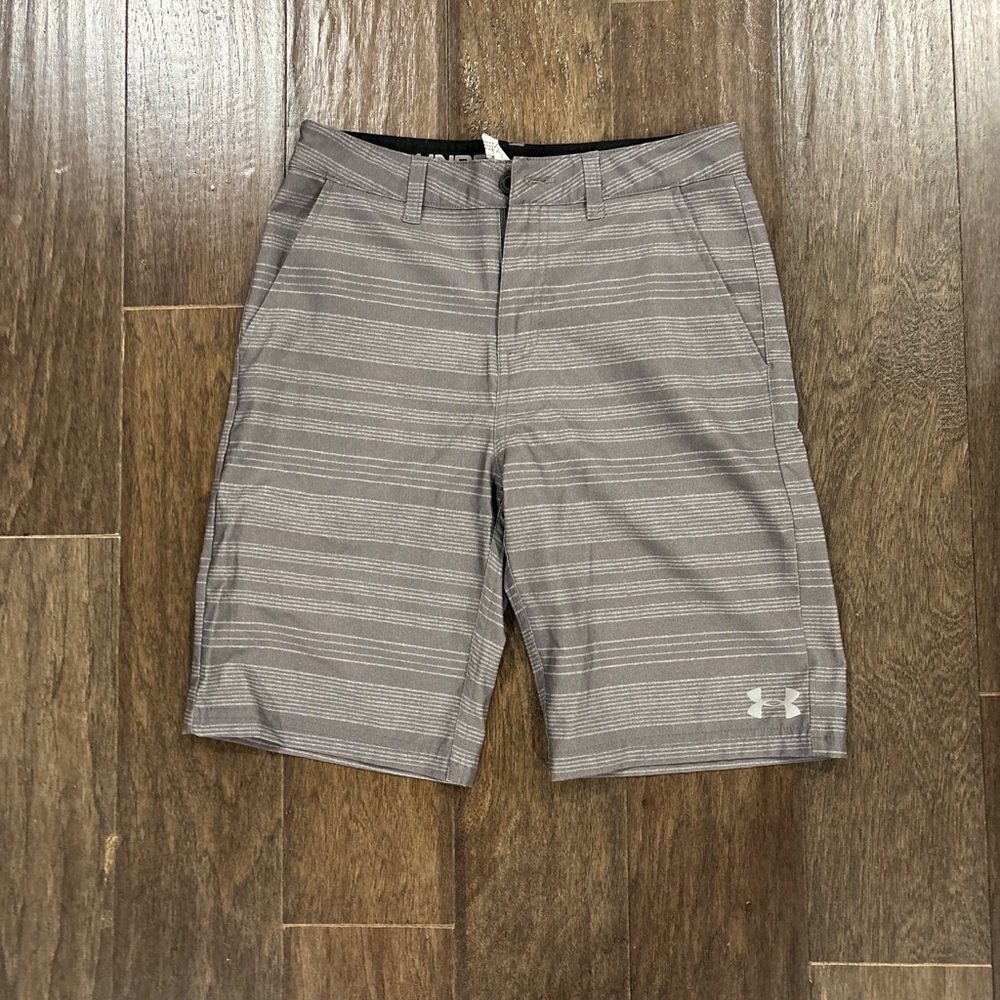 Under Armour Youth Gray Performance Golf Shorts